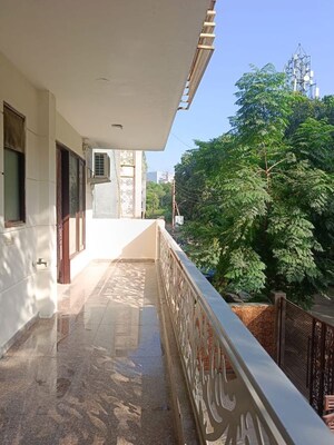 3 BHK Builder Floor For Rent in Sushant Lok I
