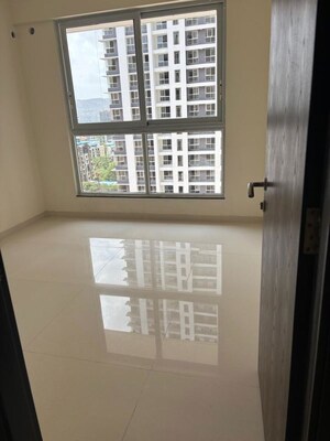 Room in 2 BHK Apartment at Sheth Zuri, Laxmi Nagar – for Sale