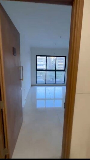 Room in 1 BHK Apartment at Godrej Urban Park, Chandivali – for Sale