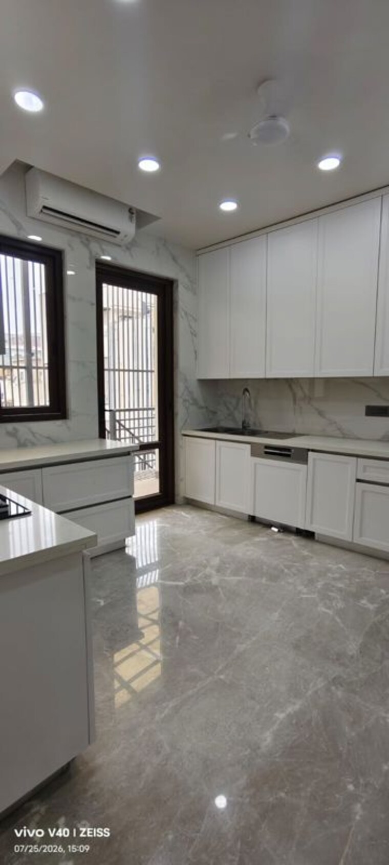 Kitchen, defence colony 4 Bedroom 400 Sq.Yd. Builder Floor In Defence Colony Delhi 10617794