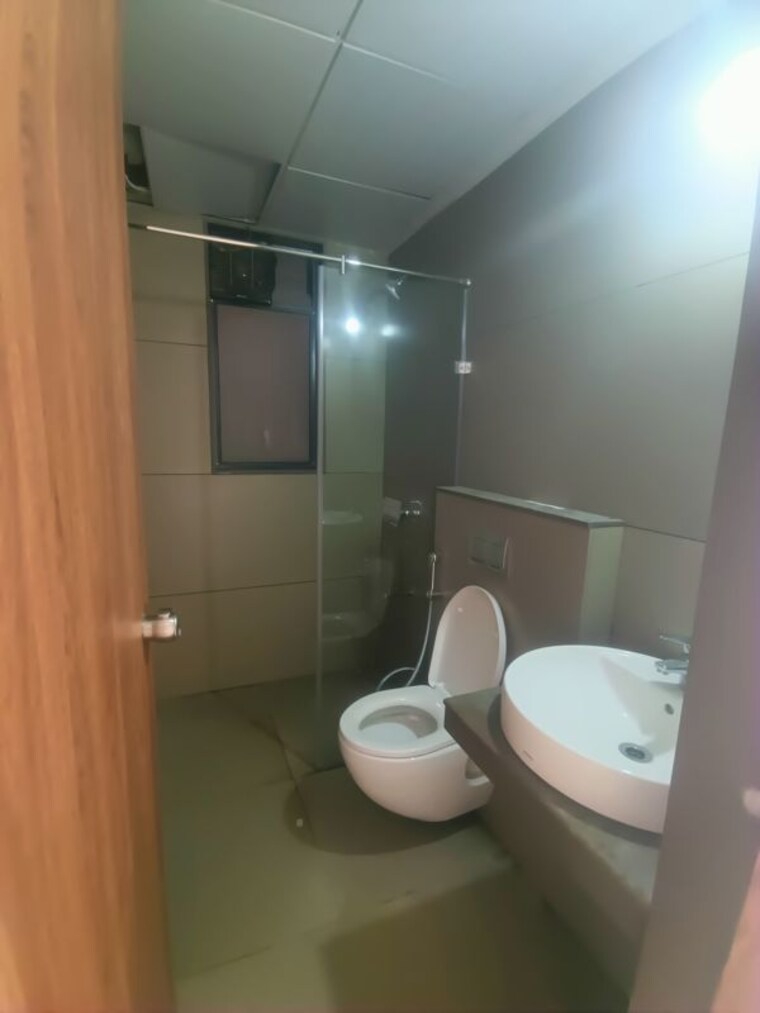 Bathroom, anp-memento 3 Bedroom 1150 Sq.Ft. Apartment In Wakad Pune 10617818