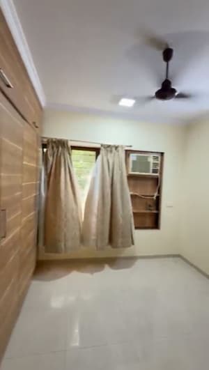 Bedroom in 2 BHK Apartment at Chembur – for Rent