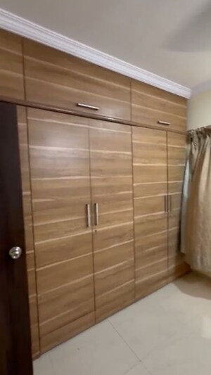 Bedroom in 2 BHK Apartment at Chembur – for Rent