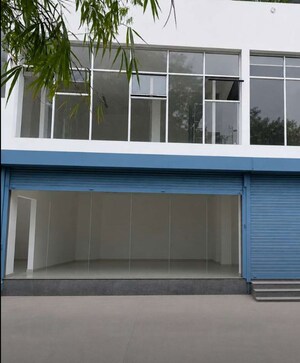  Showroom For Rent in Kokar