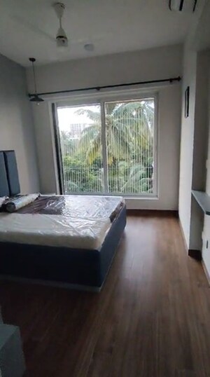 Bedroom in 2 BHK Apartment at Chembur – for Rent