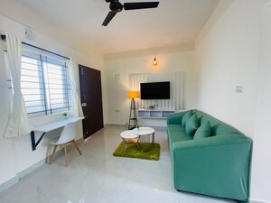 Team Area in 1 BHK Apartment at Indiranagar – for Rent