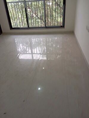 Room in 3 BHK Apartment at Kamla GC Joy, Andheri East – for Sale