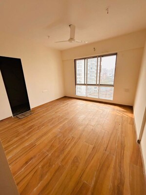 Bedroom in 4 BHK Apartment at Chembur – for Sale