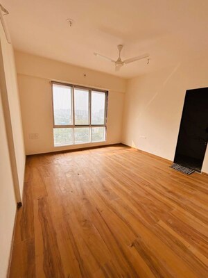 Bedroom in 4 BHK Apartment at Chembur – for Sale