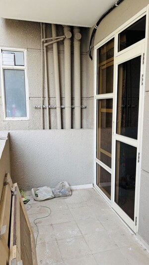 Balcony in 2 BHK Builder Floor at Palam Vihar Residents Association, Palam Vihar – for Rent
