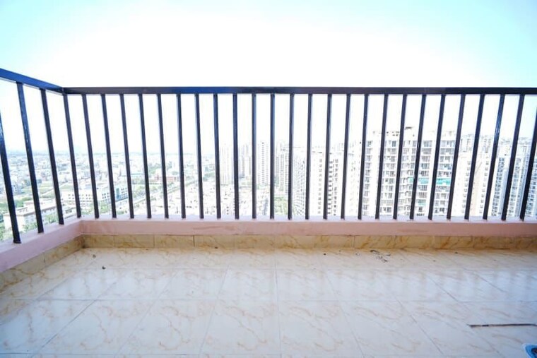 Balcony, ska-greenarch 2 Bedroom 1000 Sq.Ft. Apartment In Sector 16b Greater Noida Greater Noida 10617922