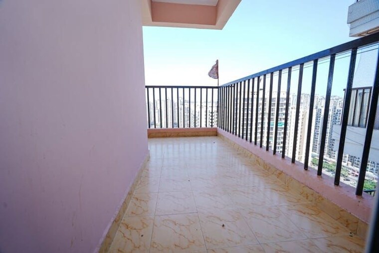 Room, ska-greenarch 2 Bedroom 1000 Sq.Ft. Apartment In Sector 16b Greater Noida Greater Noida 10617922