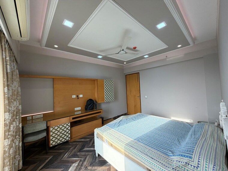 Bedroom, rwa-apartments-sector-52 6 Bedroom 6000 Sq.Ft. Villa In Sector 52 Noida 10617928