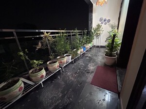 Balcony in 1 BHK Builder Floor at Sector 23 – for Rent