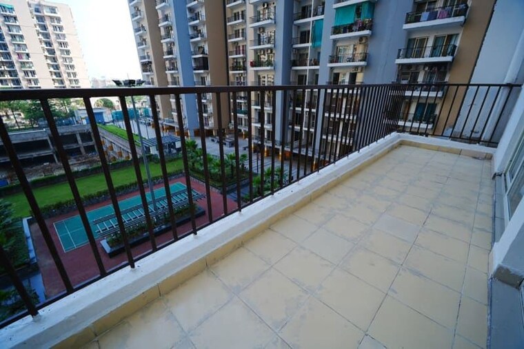 Balcony, panchsheel-greens-ii 3 Bedroom 1820 Sq.Ft. Apartment In Sector 16 Greater Noida Greater Noida 10617941