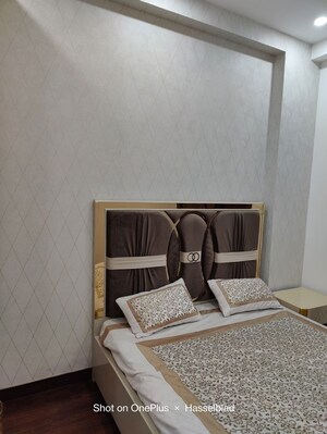 Bedroom in 4 BHK Builder Floor at Maya Homes, Indrapuram – for Rent