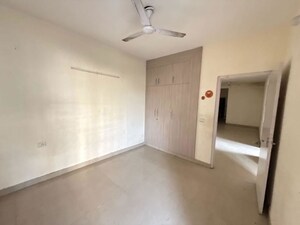 Room in 2 BHK Builder Floor at Sector 22 – for Rent