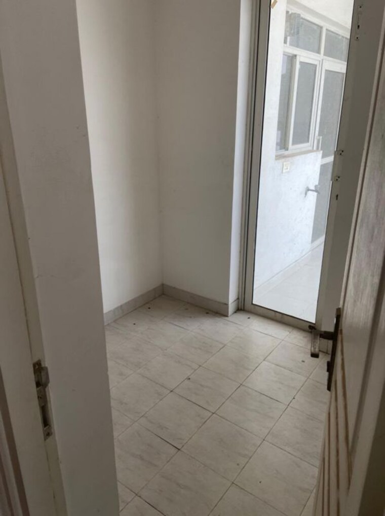 Room, godrej-summit 3.5 Bedroom 1816 Sq.Ft. Apartment In Sector 104 Gurgaon 10617978