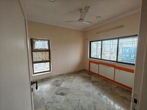 Room in 2 BHK Apartment at Malad Apartment, Malad West – for Sale