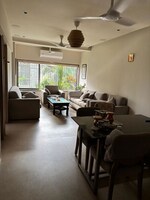 2 BHK 820 Sq.Ft. Apartment in Juhu