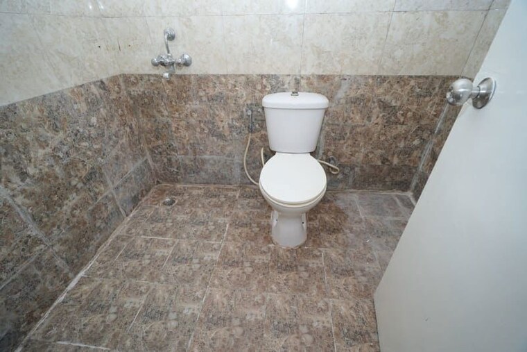 Bathroom, galaxy-vega 2 Bedroom 995 Sq.Ft. Apartment In Tech Zone 4 Greater Noida Greater Noida 10618007
