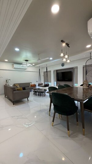 Team Area in 3 BHK Apartment at Usha Kunj Apartment, Juhu – for Rent