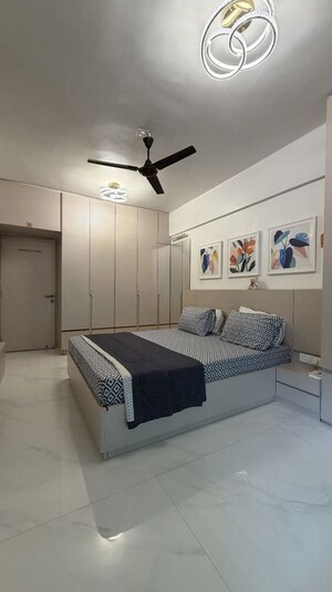 Bedroom in 3 BHK Apartment at Usha Kunj Apartment, Juhu – for Rent