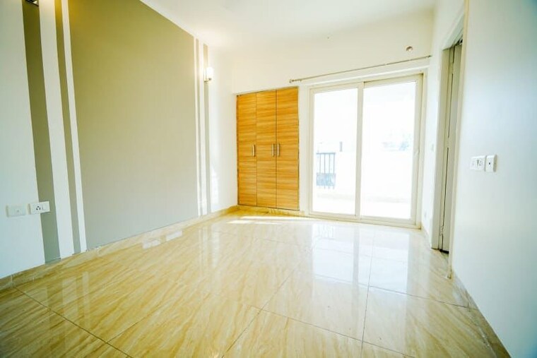 Room, gaur-city-2-14th-avenue 2 Bedroom 985 Sq.Ft. Apartment In Sector 16c Greater Noida Greater Noida 10618024