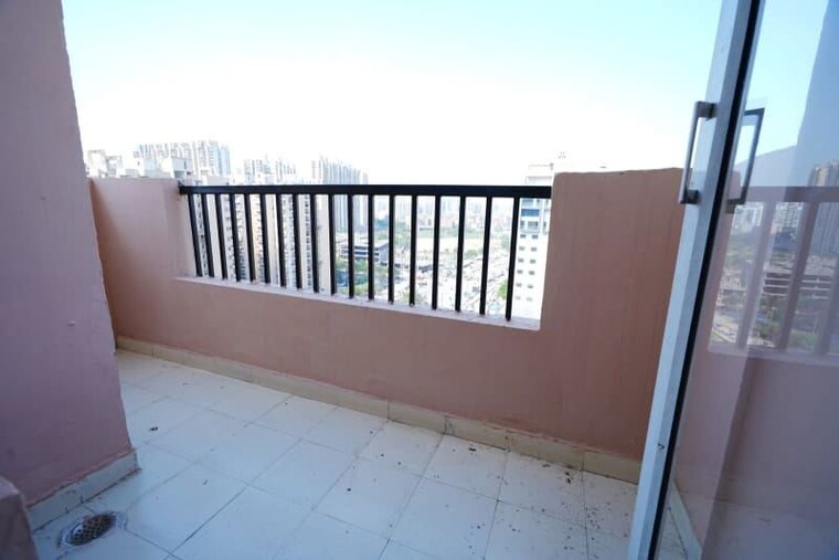Balcony, galaxy-north-avenue-ll 3 Bedroom 1410 Sq.Ft. Apartment In Gaur City 2 Greater Noida 10618043