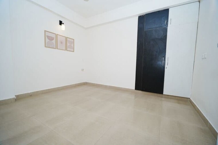 Room, galaxy-north-avenue-ll 3 Bedroom 1410 Sq.Ft. Apartment In Gaur City 2 Greater Noida 10618043