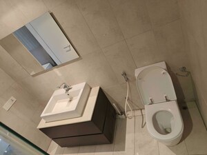 Bathroom in 4 BHK Apartment at Panchshil One North, Magarpatta City – for Sale