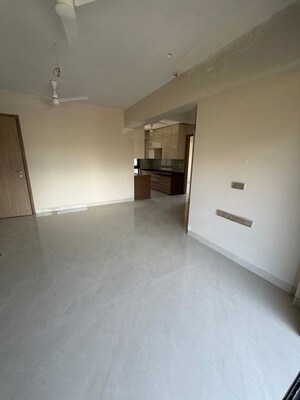 Room in 3 BHK Apartment at Aum Artha, Khar West – for Rent