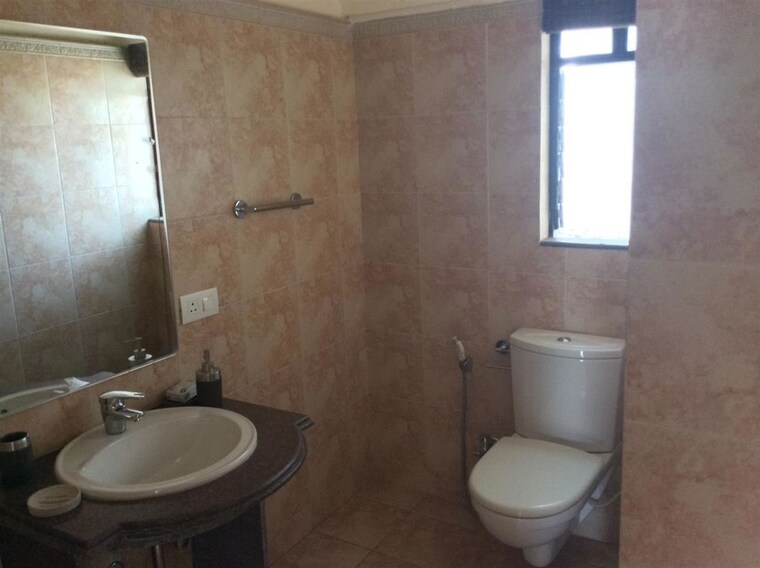 Bathroom, gera-trinity-towers 4 Bedroom 2200 Sq.Ft. Apartment In Kharadi Pune 10618063