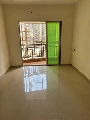 Room in 1 BHK Apartment at Purshottam Nayan, Ghodbunder Road – for Rent