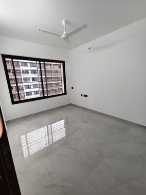 Room in 2 BHK Apartment at Unique Youtopia, Kharadi – for Rent