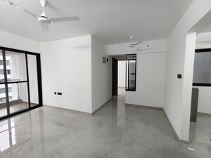 Room in 2 BHK Apartment at Unique Youtopia, Kharadi – for Rent