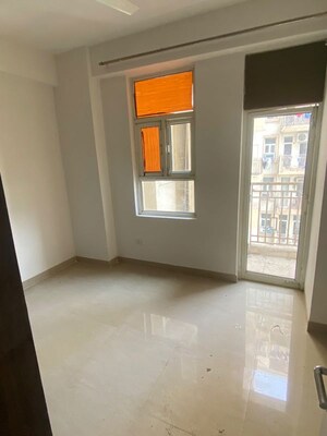 Room in 2 BHK Apartment at Shree Vardhman Mantra, Sector 67 – for Rent
