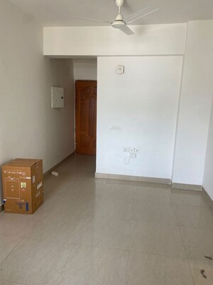 Room in 2 BHK Apartment at Shree Vardhman Mantra, Sector 67 – for Rent