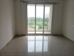 3 BHK Apartment For Rent in Godrej Emerald, Ghodbunder Road