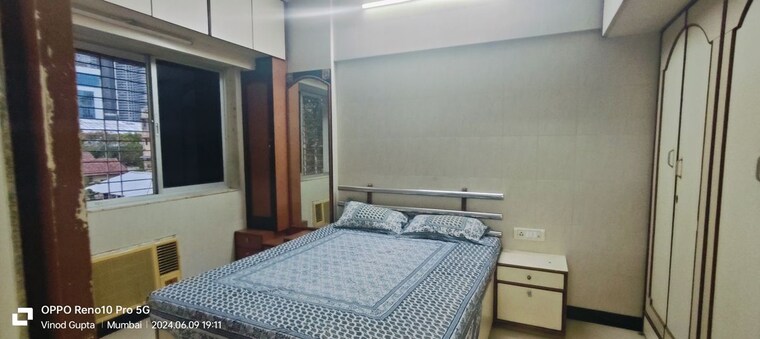 Bedroom, god-gifts-building 1 Bedroom 500 Sq.Ft. Apartment In Lower Parel Mumbai 10618117