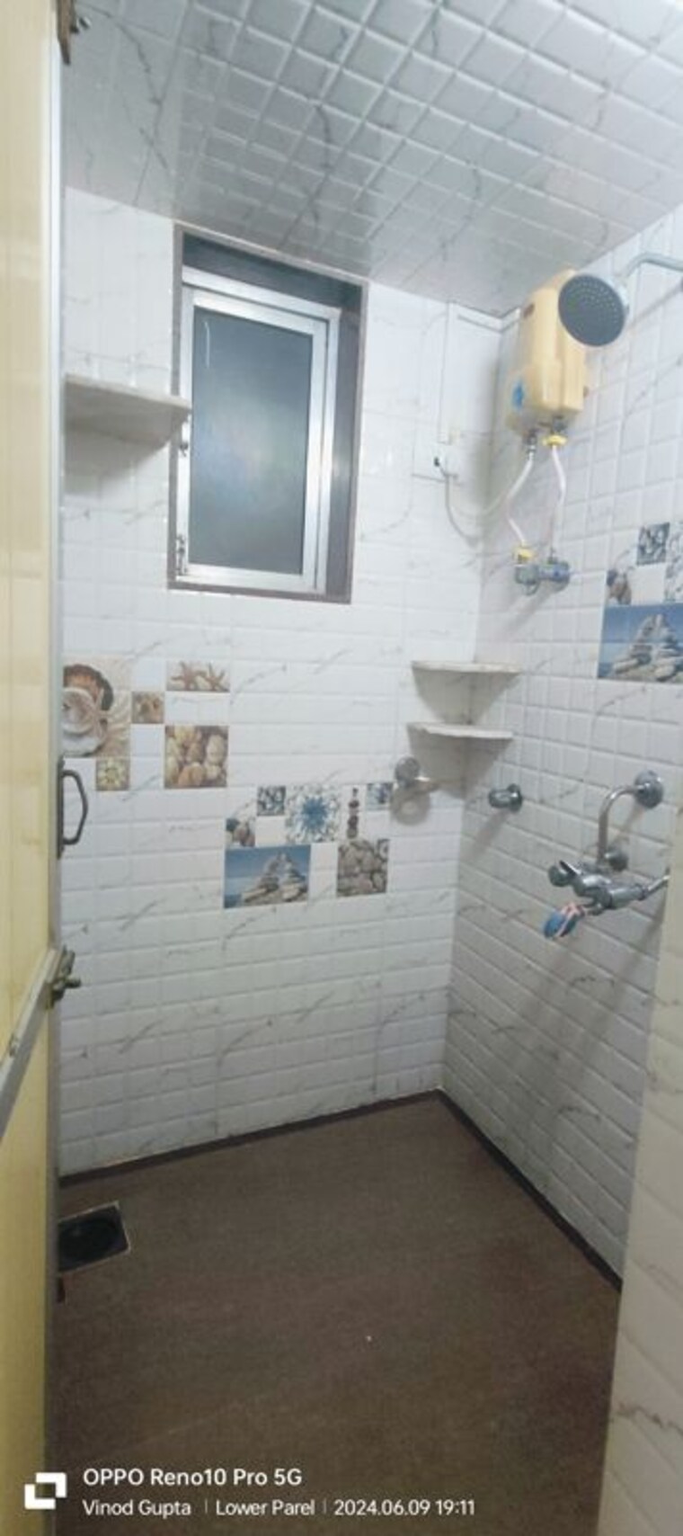 Bathroom, god-gifts-building 1 Bedroom 500 Sq.Ft. Apartment In Lower Parel Mumbai 10618117