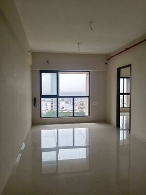 Room in 2 BHK Apartment at Lodha Vista, Lower Parel – for Rent