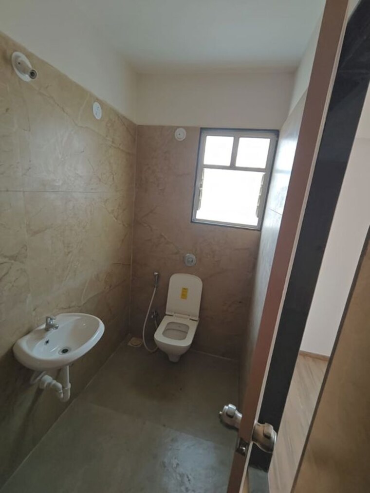 Bathroom, jd-gaatha 3 Bedroom 1078 Sq.Ft. Apartment In Lohgaon Pune 10618118