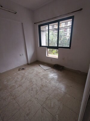Room in 1 BHK Apartment at Nabard Nagar, Kandivali East – for Rent