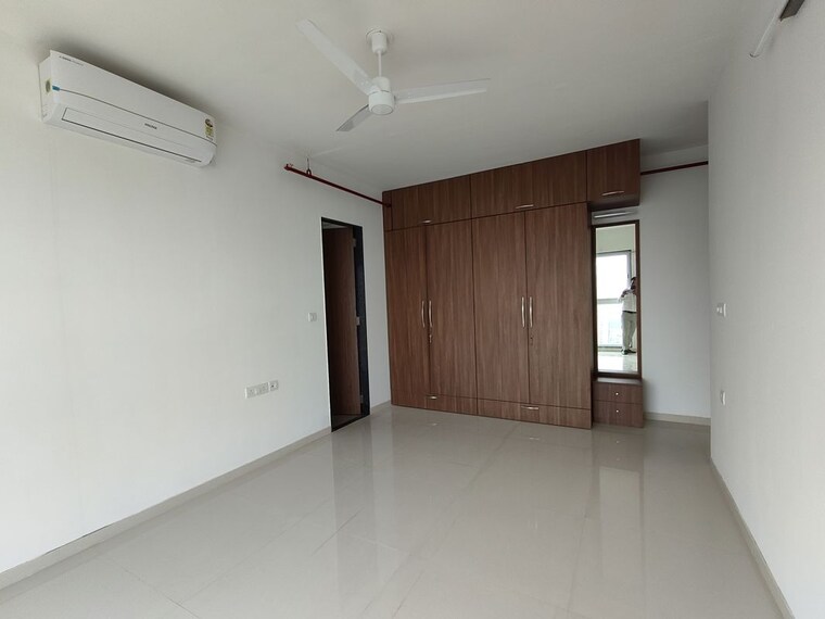 Room, runwal-nirvana 3 Bedroom 1350 Sq.Ft. Apartment In Parel Mumbai 10618140