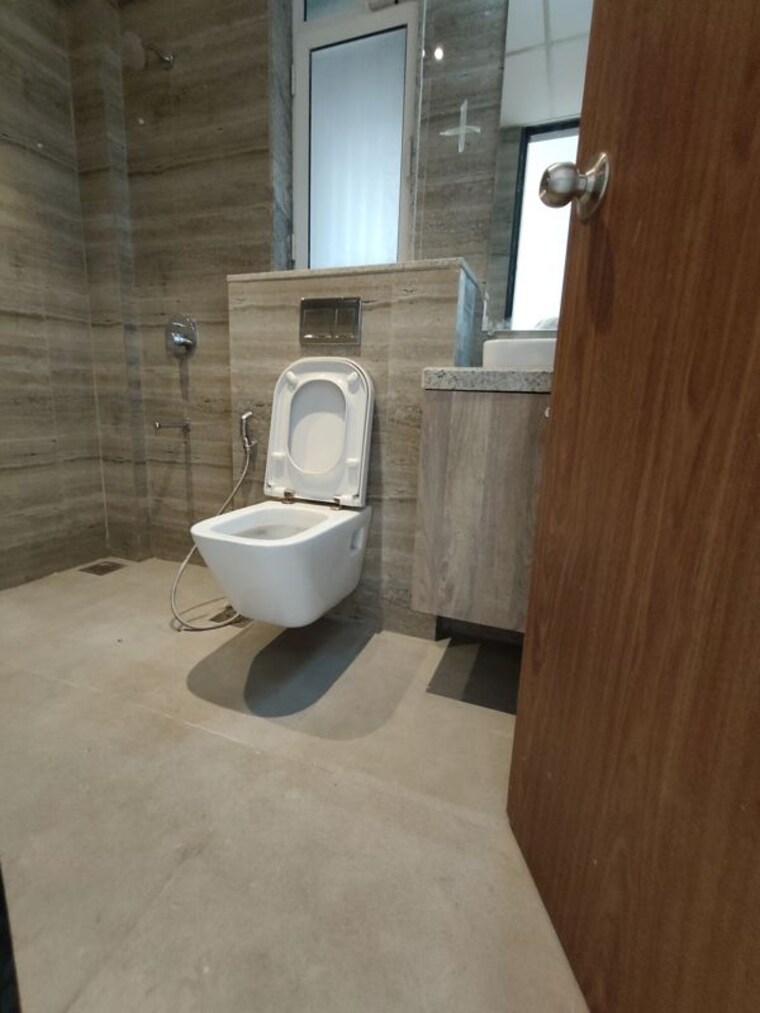 Bathroom, runwal-nirvana 3 Bedroom 1350 Sq.Ft. Apartment In Parel Mumbai 10618140