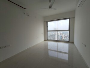 Room in 3 BHK Apartment at Runwal Nirvana, Parel – for Rent