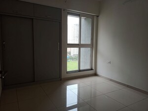 Room in 3 BHK Apartment at Godrej Emerald, Ghodbunder Road – for Rent