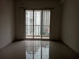 Room in 3 BHK Apartment at Godrej Emerald, Ghodbunder Road – for Rent