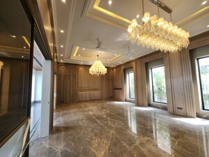 Bedroom in 6 BHK Independent House at Dera Village – for Sale